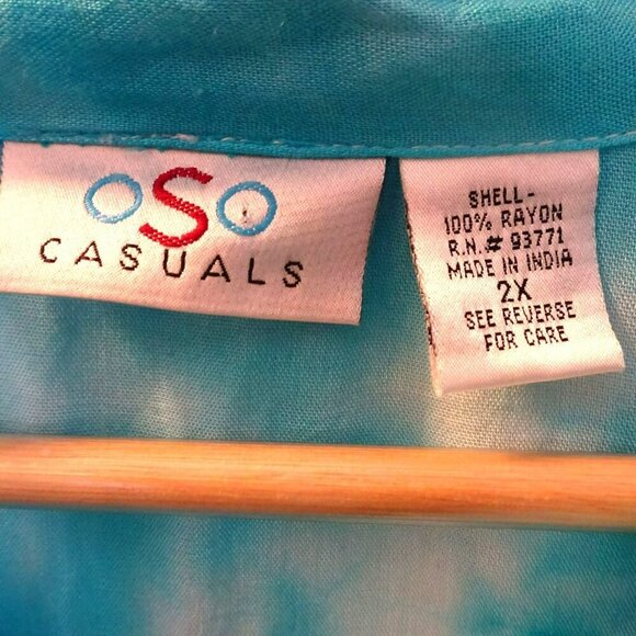 OSO Casuals Button Down Blue and White Collared Rayon Tie Dyed Long Sleeve Cover - Picture 6 of 7